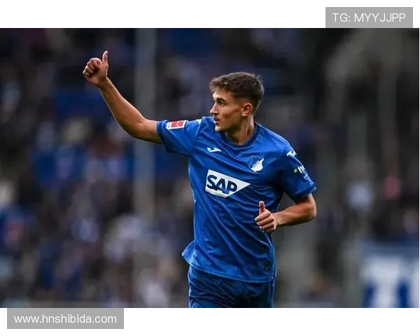 埃贝尔称赞孔帕尼重振拜仁出色表现处理事务能力卓越